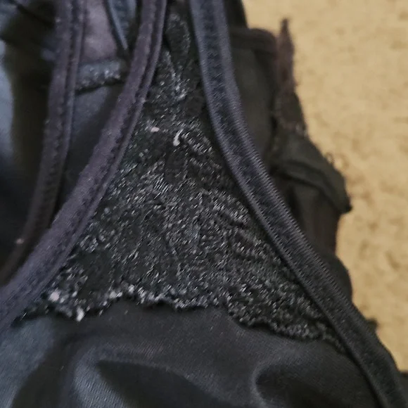 Bali 8 Assorted Lace & Solid Bras 36C Bundle - Picture 13 of 14